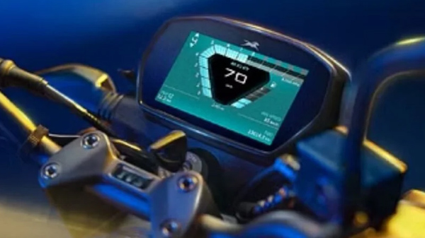 tvs raider 125 on road price