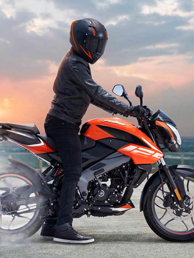 Bajaj Pulsar NS 125 New Year Offer ने गिराई ktm Duke पर बिजली !